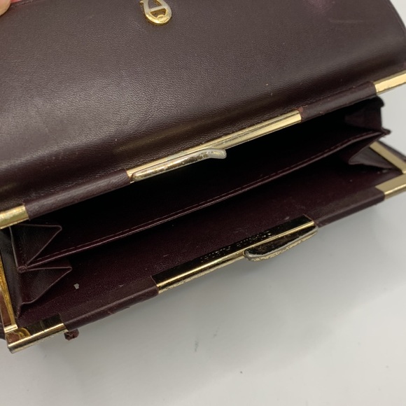 Etienne Aigner Kisslock Wallet - Picture 9 of 10